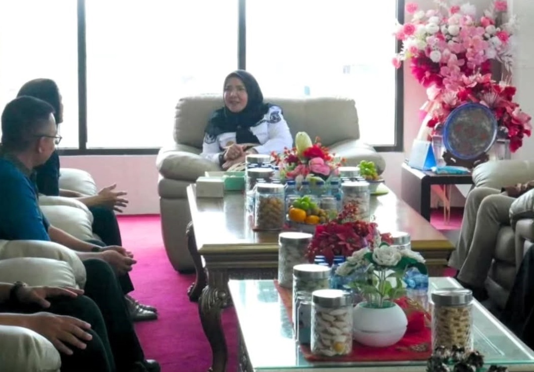 Walikota Eva Dwiana Terima Audiensi Panitia Masjid Raya Al-Bakrie