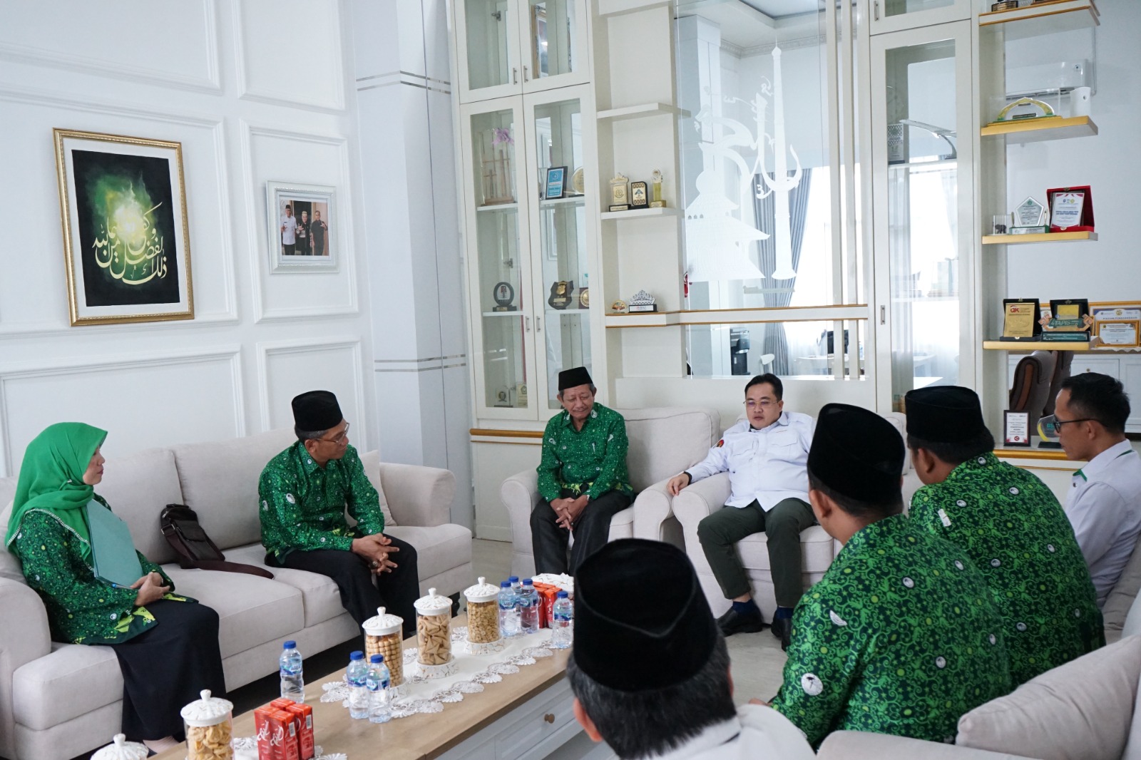 PW PERGUNU LAMPUNG DAN KANWIL KEMENAG LAMPUNG TANDATANGANI MoU: SINERGI PERKUAT PENDIDIKAN, PENELITIAN, DAN ADVOKASI GURU