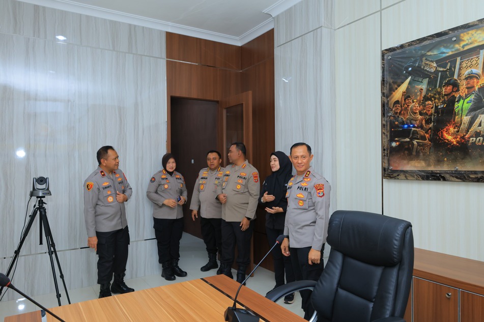 Kapolda Lampung Resmikan Klinik, Studio Podcast, dan Lounge